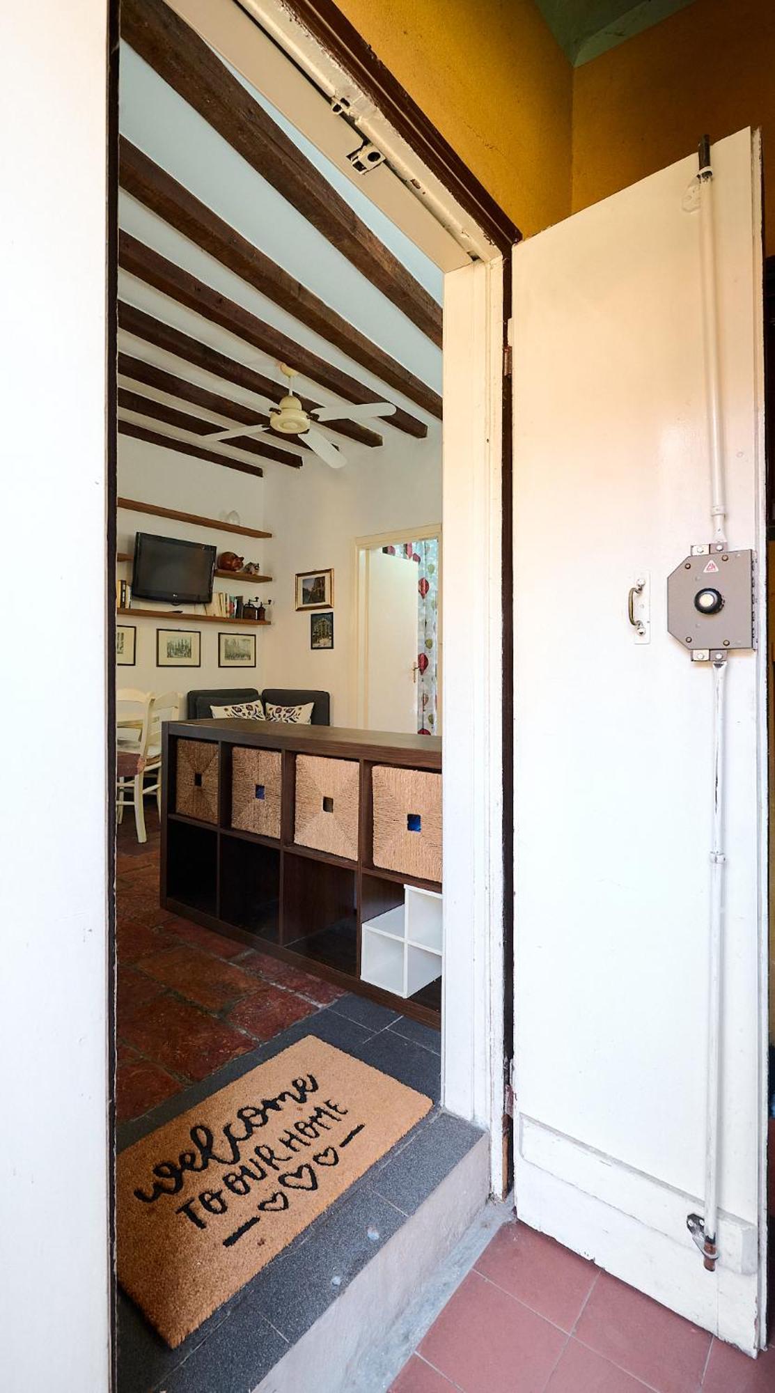 Rustic And Cozy In Navigli * Milan